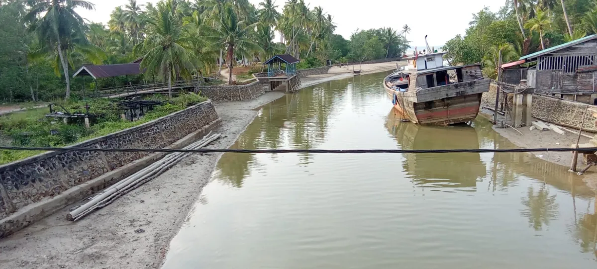 "Puluhan Tahun Tidak Diurus, Alur Sungai Bakong Hambat Nelayan dan Ekonomi Warga"