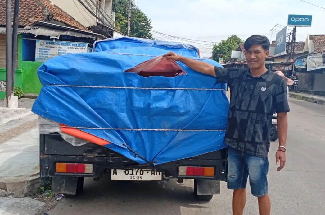 Heboh L300 Nopol A 8176 AN Jadi Korban Bajing Loncat di Cilegon