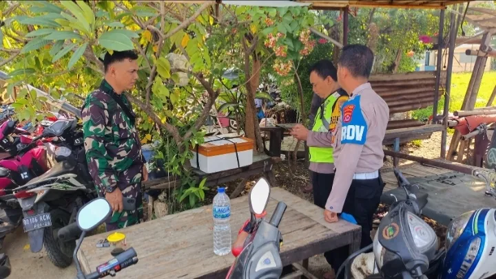 Warga Villa Tangerang Elok Panik Temukan Kotak Styrofoam Lakban Kuning Bertulisan Mencurigakan, Ternyata Isi Bangkai Kucing!
