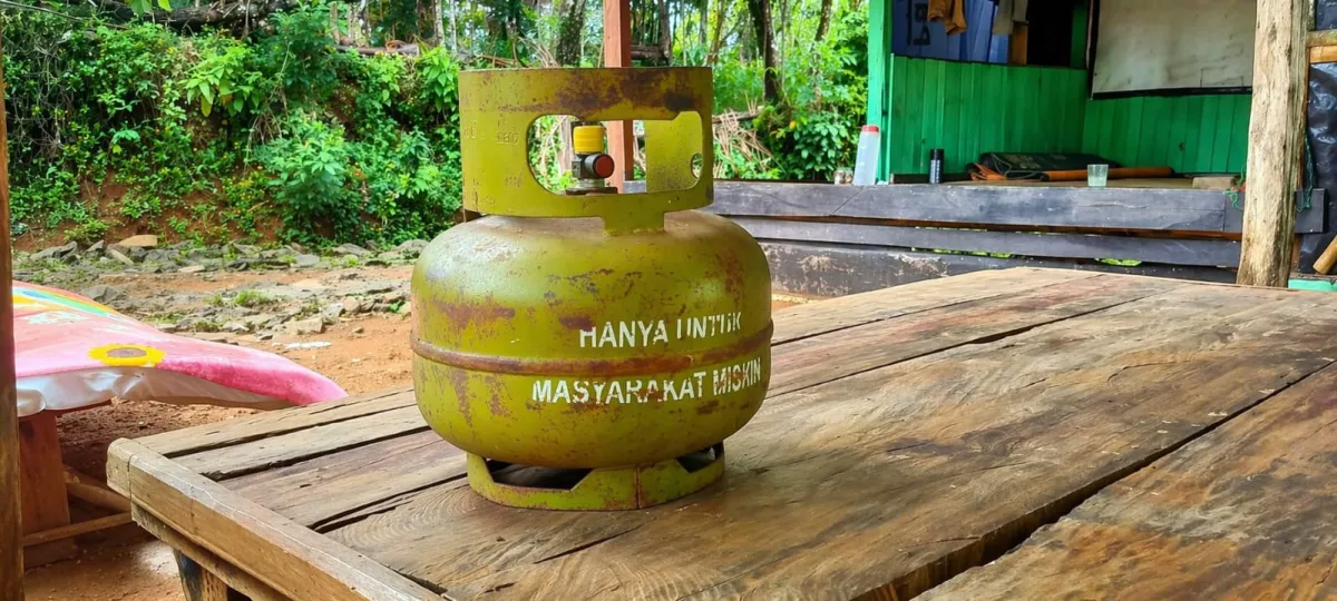 Heboh! Gas LPG di Kampung Cikadongdong Katumbiri Cigeulis Diduga Disuntik, Ibu-ibu Panik: Biasa 15 Kali Masak Kini Hanya 5 Kali Habis!