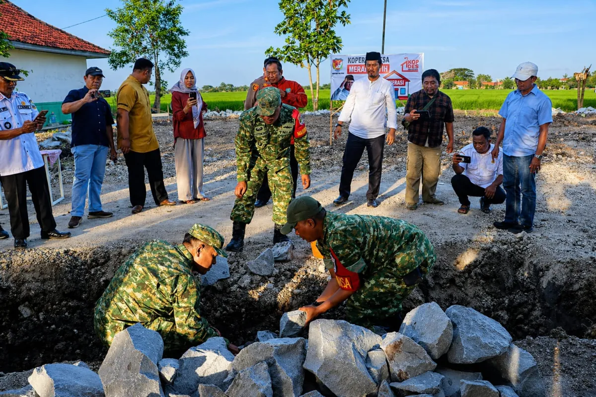 Sinergi TNI dan Masyarakat: Pembangunan Koperasi Desa Merah Putih Dimulai di Bekasi