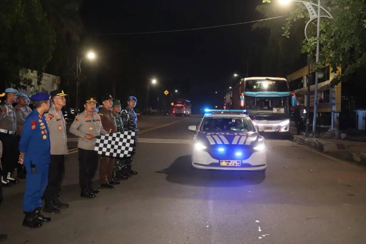 Polres Cilegon Lepas Ratusan Buruh ke Monas May Day 2026