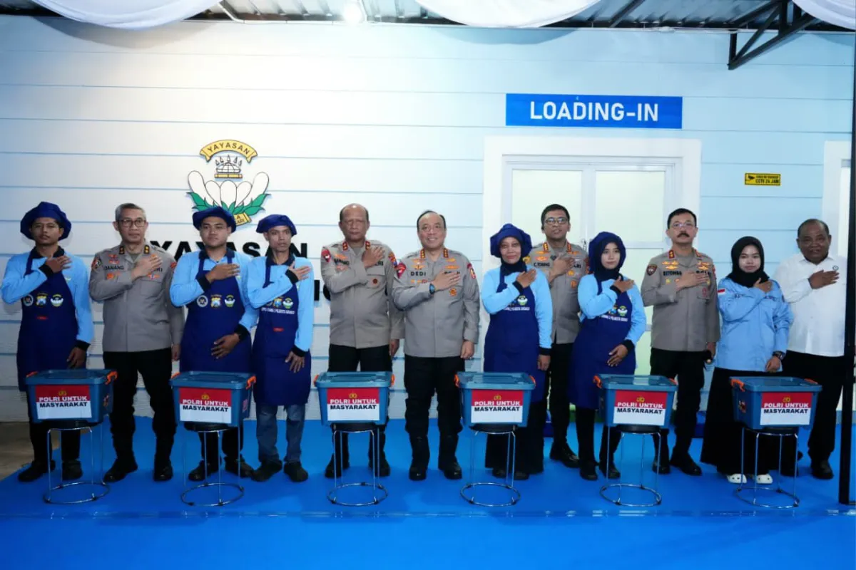 Polri Sukseskan Peresmian 166 SPPG dan Panen Raya Bersama Presiden di Tuban