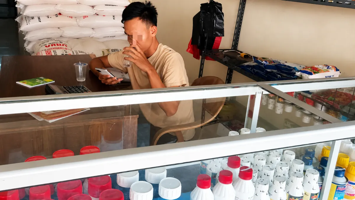 Petani di Carita Pandeglang Keluhkan Harga Pupuk Eceran "Selangit", Jauh di Atas Harga Pasar