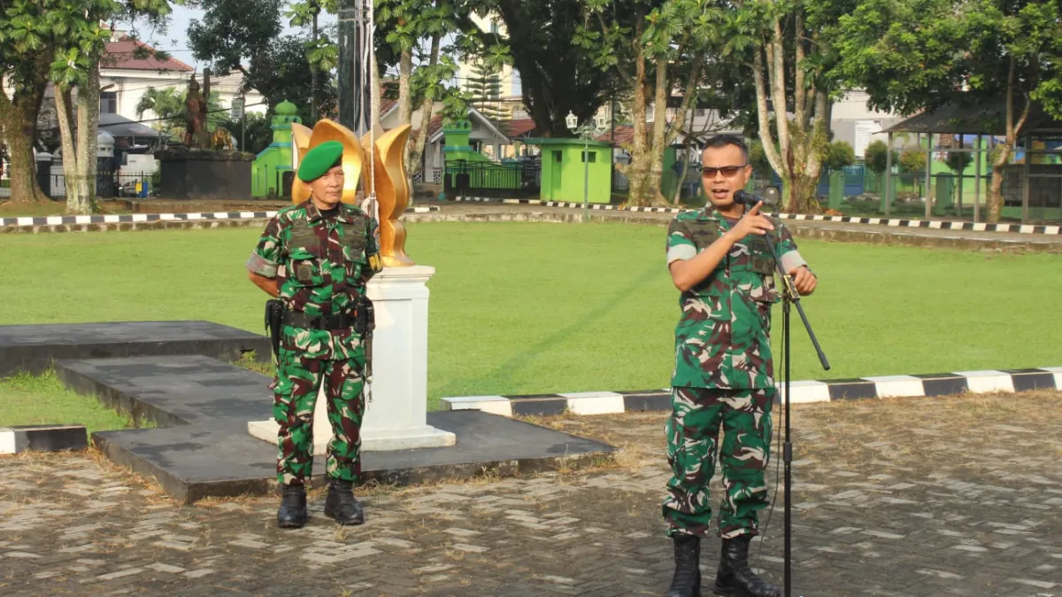 Tingkatkan Disiplin dan Profesionalisme, Dandim 0601/Pandeglang Pimpin Apel Luar Biasa