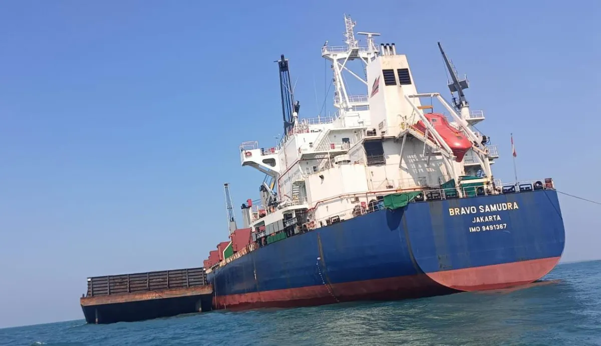 Pencemaran Batubara di Perairan Pulau Ampel: Nelayan Lokal Menjerit, Hasil Tangkapan Anjlok