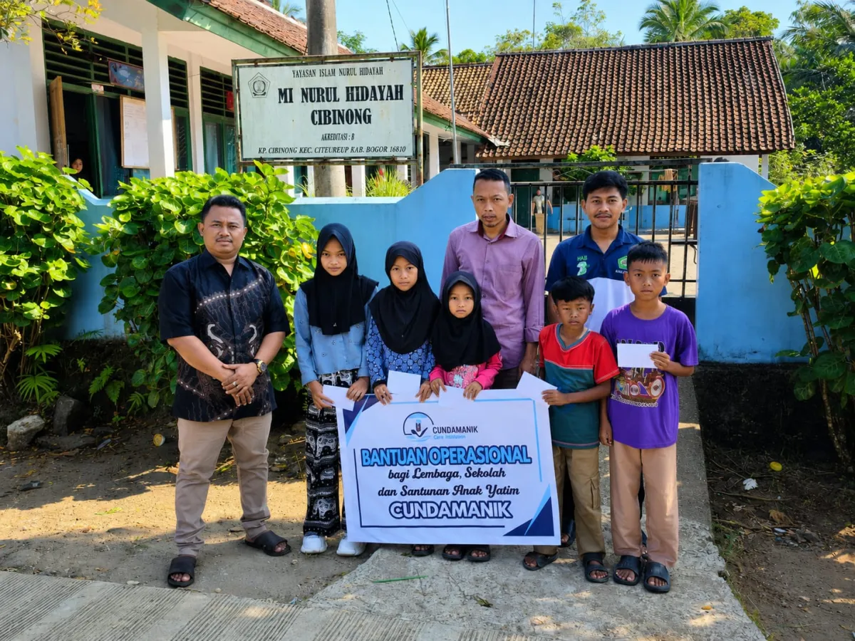 Kepedulian Pendidikan: Mitra SPPG Cundamanik Salurkan Bantuan Sekolah dan Santuni Yatim di Lebak