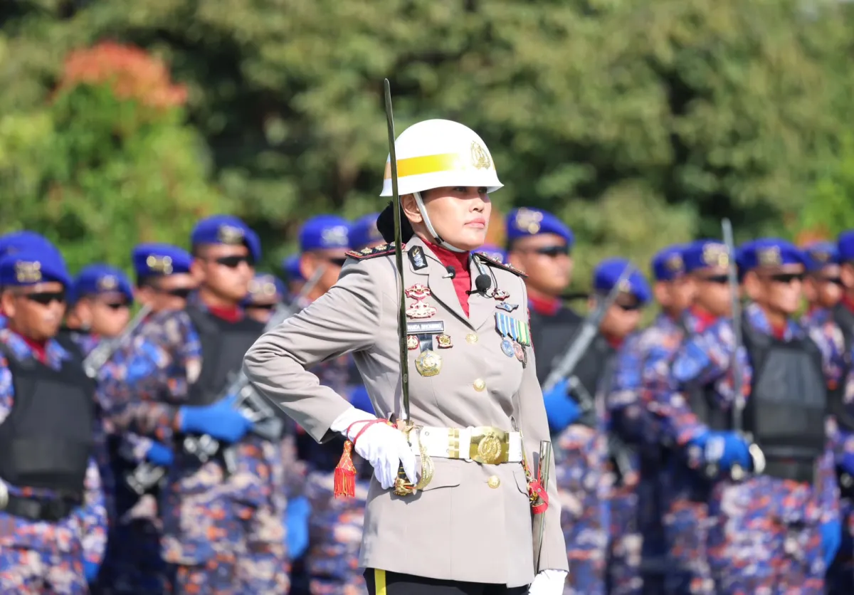 Sejarah Baru di Hari Bhayangkara ke-80: Polwan Kepri Ambil Alih Posisi Strategis Upacara