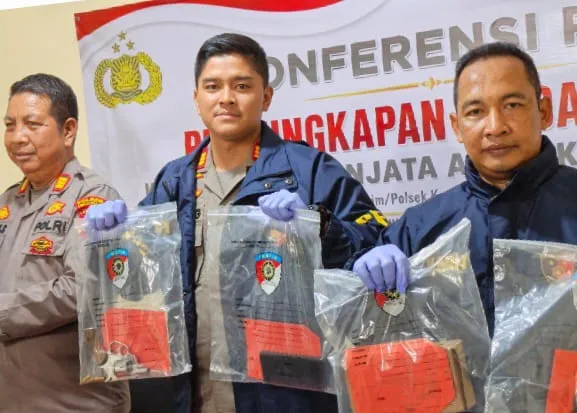 Penyelundupan Senpi Ilegal ke Jawa, KSKP Bakauheni Tangkap Kurir dan Penerima