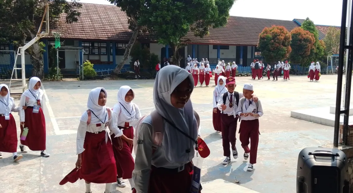 SMP Negeri 2 Labuan Gelar MPLS Ramah dan Ceria, Fokus pada Kesehatan dan Karakter Siswa Baru