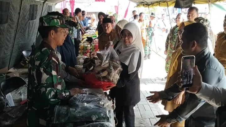 Bazar UMKM Meriahkan Pembukaan TMMD ke-129 Kodim 0601/Pandeglang, Produk Lokal Diserbu Warga