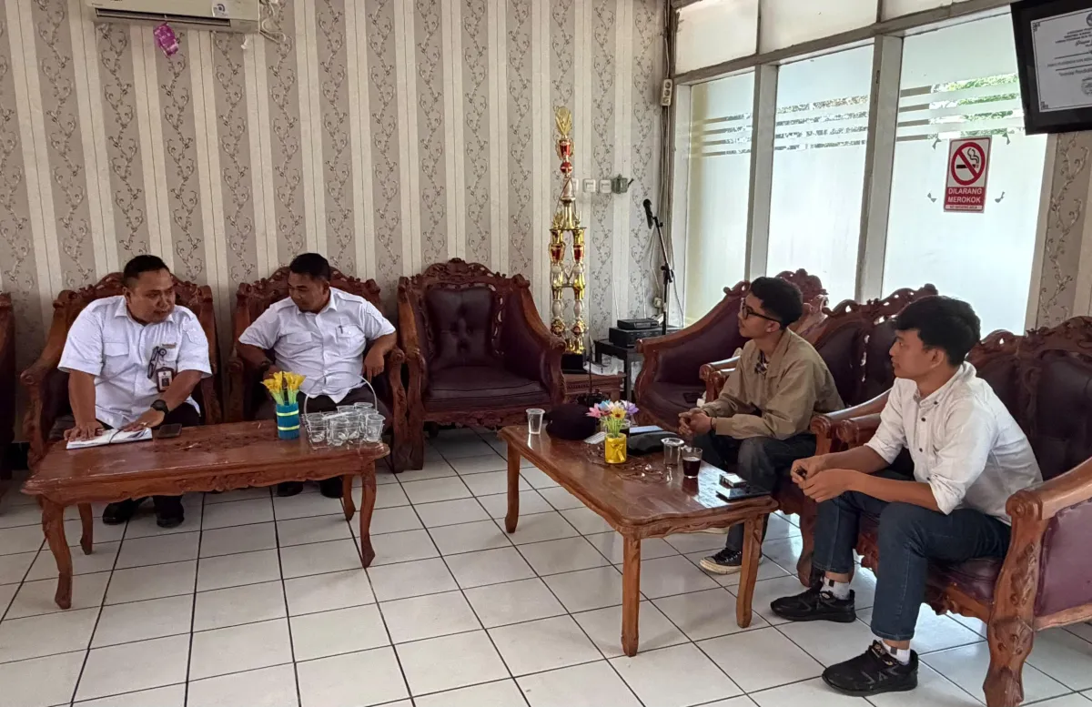 Diduga Lakukan Pungli Administrasi, Aliansi Mahasiswa Geruduk Dindikpora Pandeglang