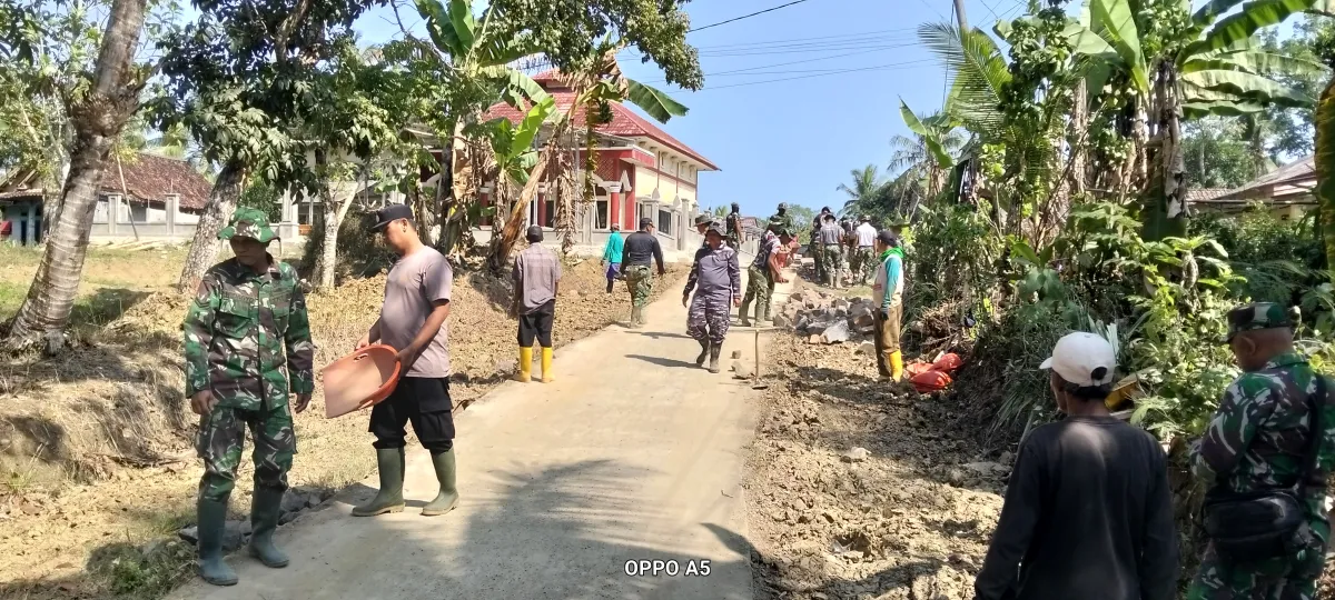 Semangat Kemanunggalan di Pandeglang: TMMD Ke-129 Buka Isolasi Warga Patia dan Bangkitkan Ekonomi Pertanian