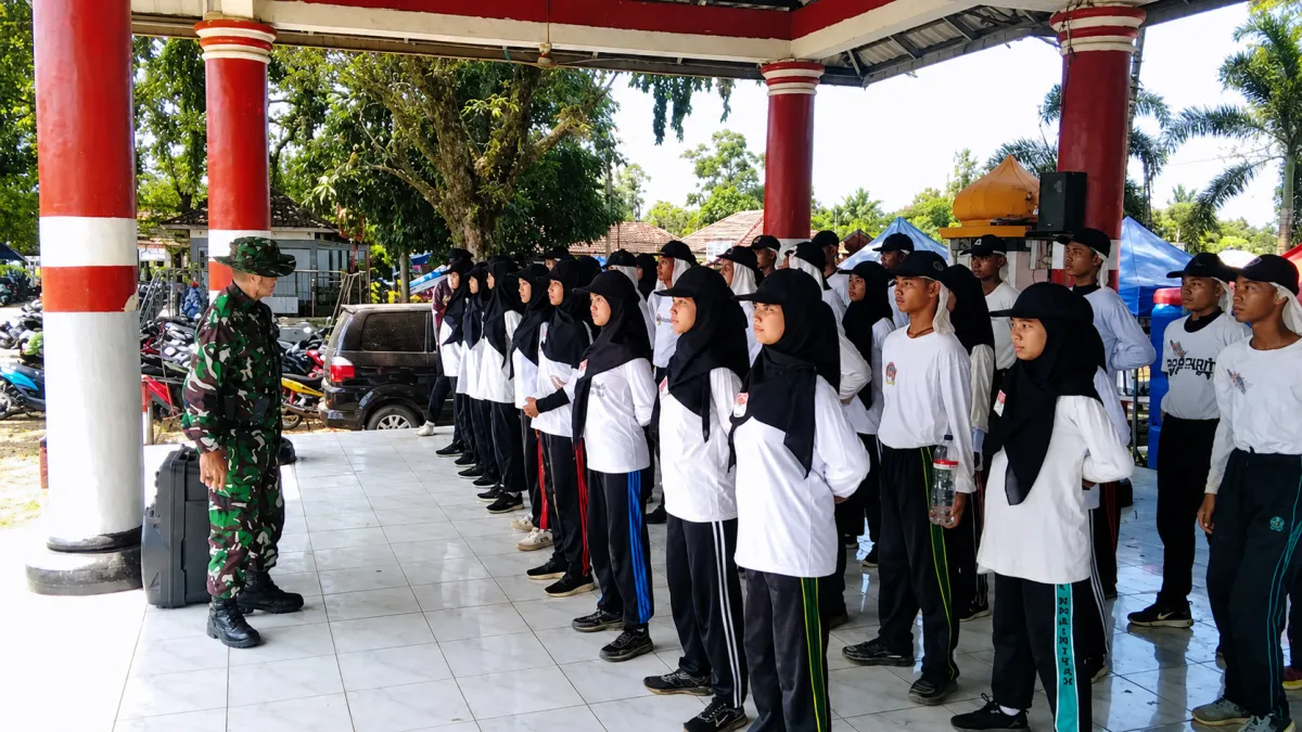 Danramil 0106/Menes Laksanakan Pendampingan dan Pembinaan Calon Paskibraka Kecamatan Menes