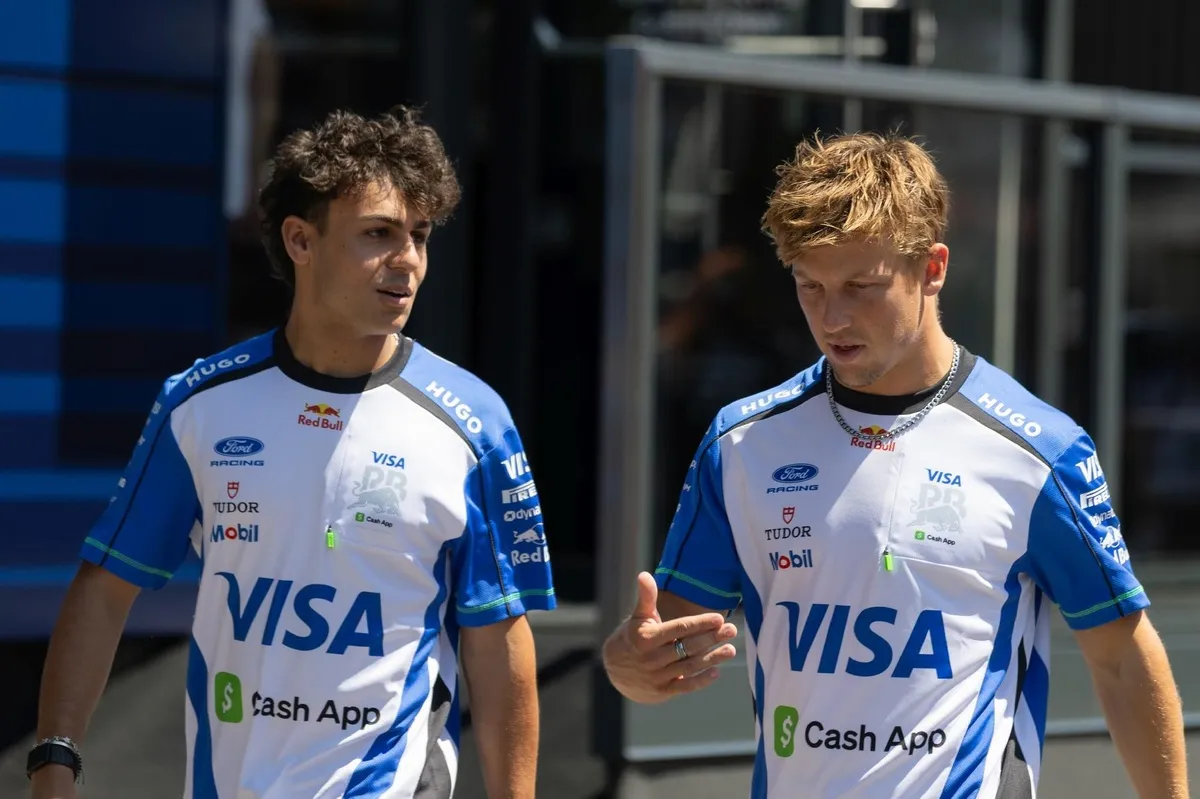Arvid Lindblad Buka Suara soal Hubungannya dengan Liam Lawson