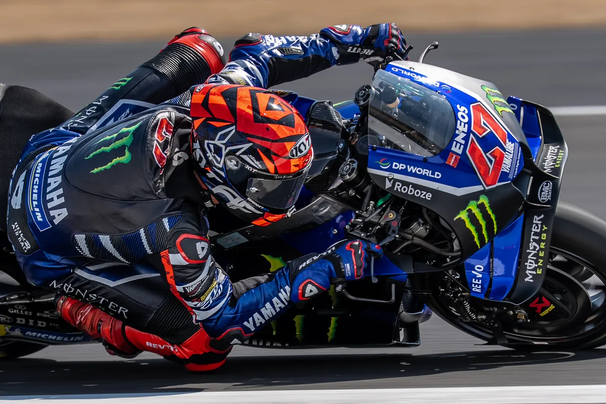 Yamaha Pakai Wildcard Augusto Fernandez di Silverstone untuk Uji Teknologi 850cc