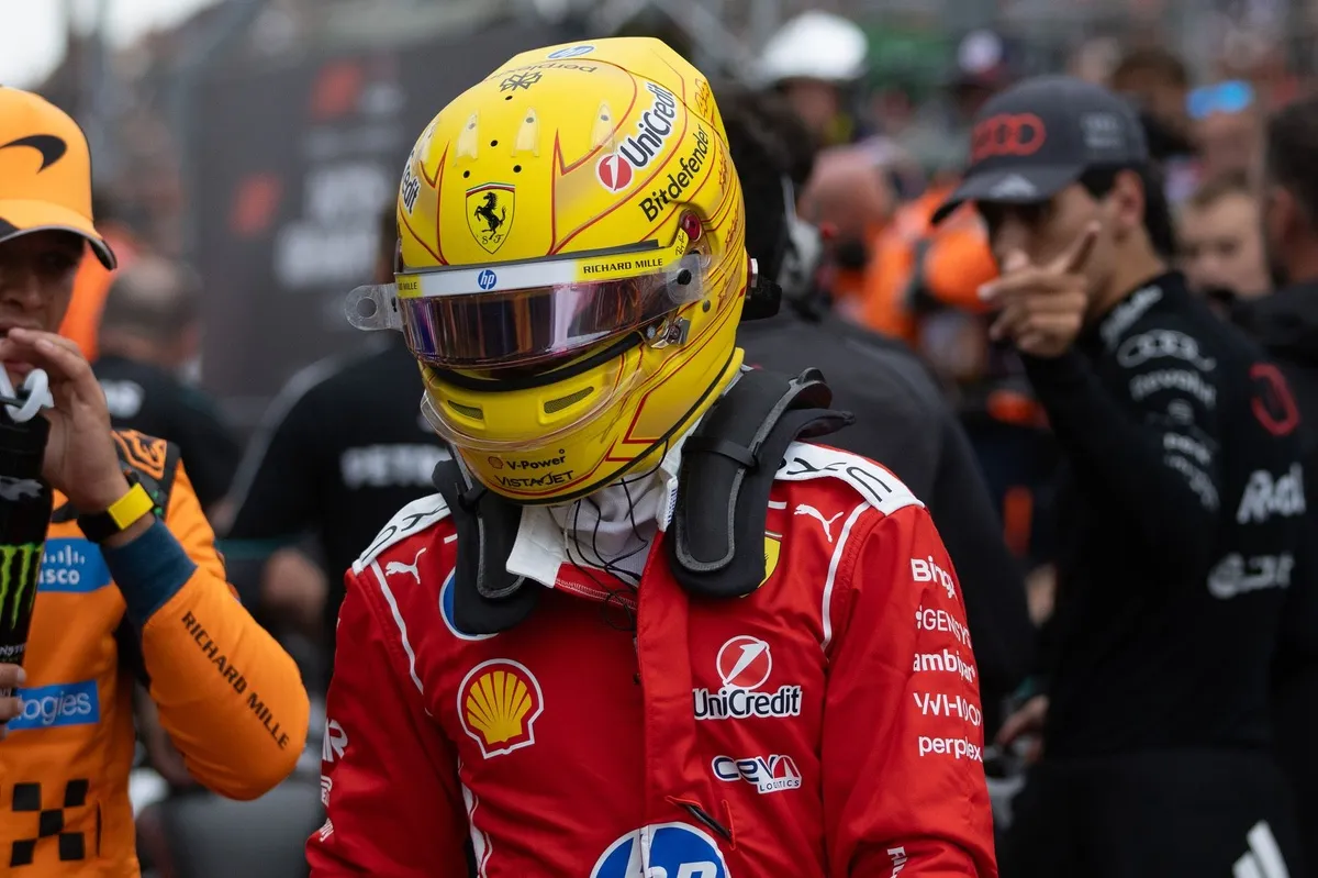 Hamilton Minta Maaf Usai Meluapkan Kekesalan di Radio Ferrari