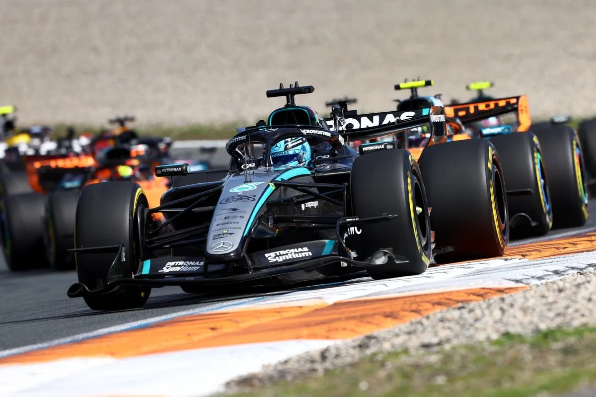 Mercedes Kehabisan Dana Upgrade, Wolff Akui Tak Bisa Saingi Rival