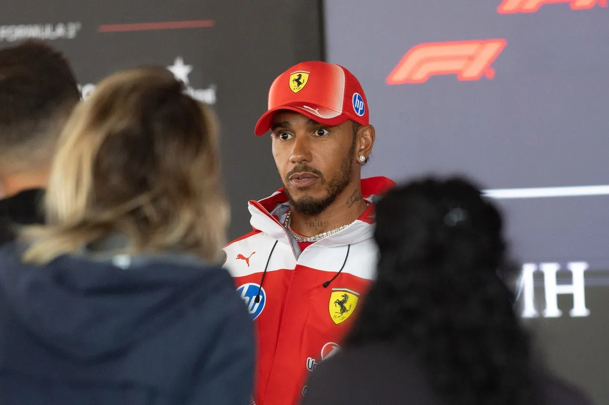 Hamilton Minta Maaf Usai Radio Marah ke Ferrari di GP Belanda