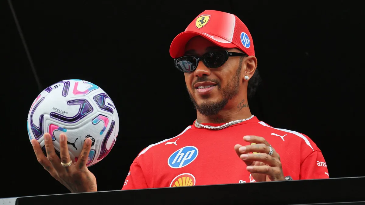 Hamilton Rahasiakan 'Level Up' di Libur F1 Bareng Kim Kardashian