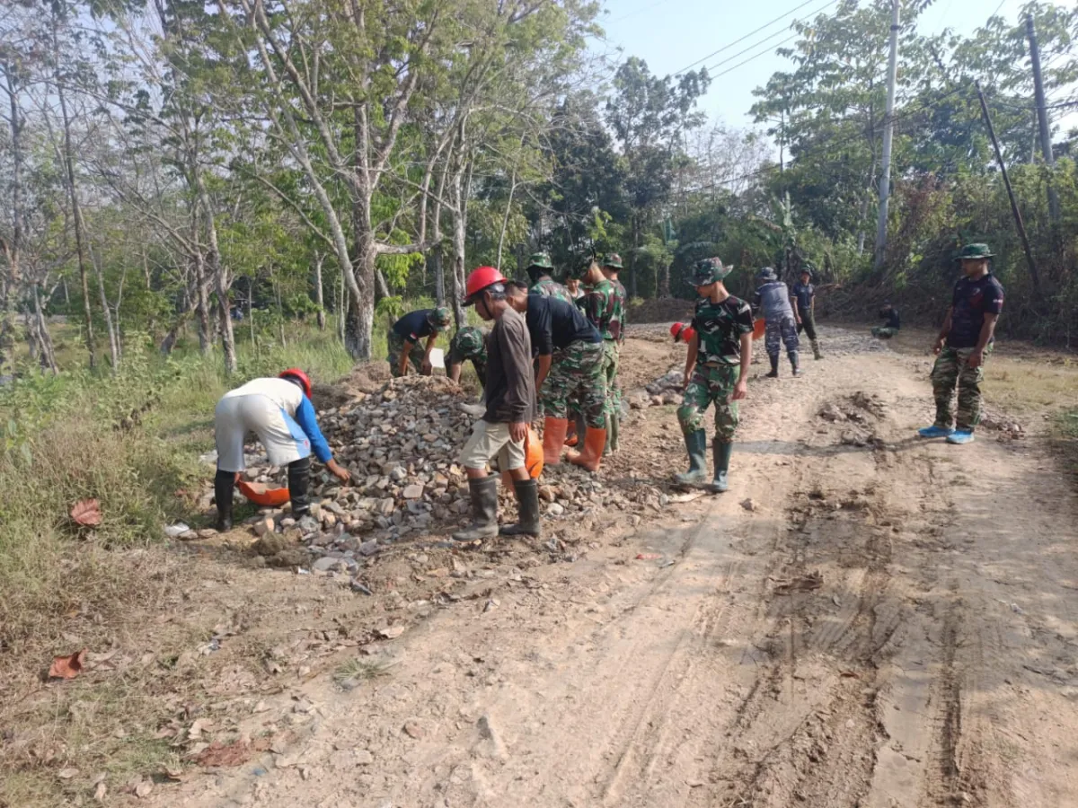 TMMD Ke-129 Kodim 0601/Pandeglang H+19, Satgas Terus Percepat Pembangunan Infrastruktur dan Pemberdayaan Masyarakat di Kecamatan Patia