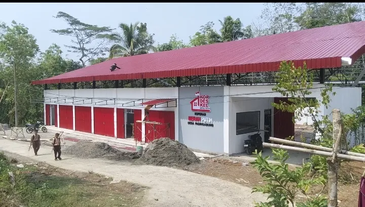Sinergi Nyata TMMD Ke-129 Kodim 0601/Pandeglang: Tinjau Pembangunan KDMP di Desa Pasirgadung Demi Kemajuan Warga