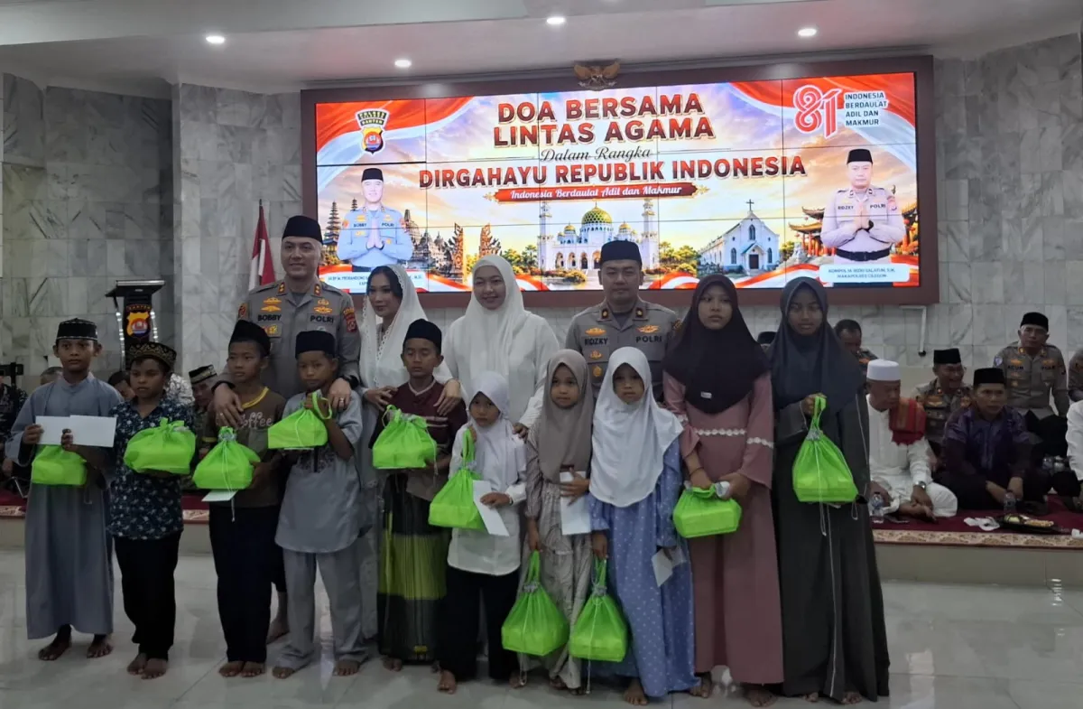 Peringati HUT ke-81 RI, Polres Cilegon Gelar Doa Bersama Lintas Agama dan Santuni Anak Yatim