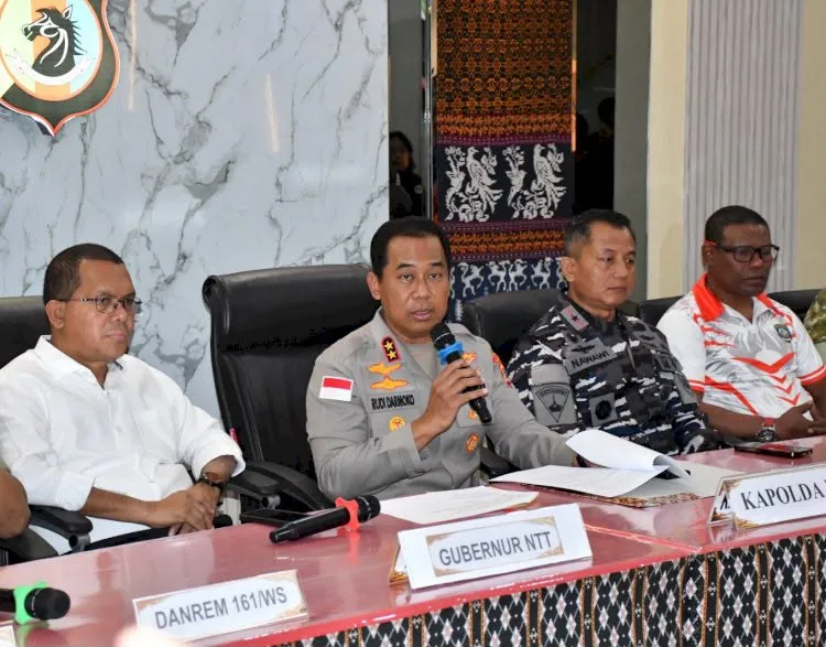 Gempa M7,7 Guncang Sikka NTT, Polres Sikka Bergerak Cepat Evakuasi Korban dan Cek Lokasi Terdampak