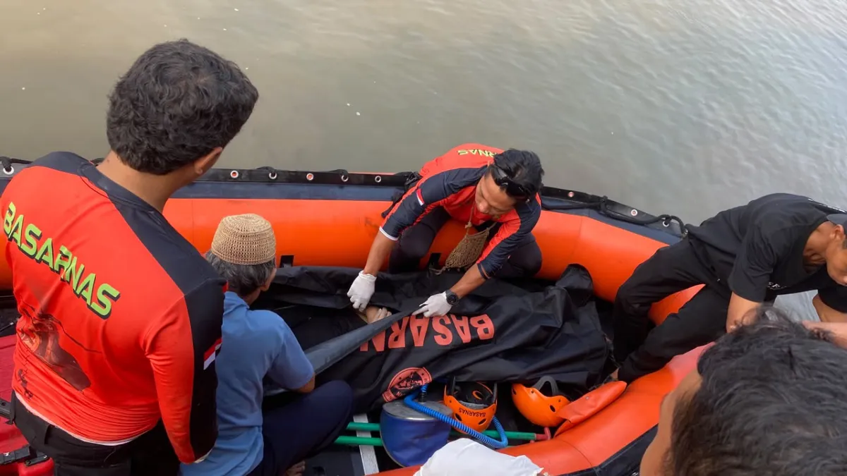 Wisatawan Tangerang yang Terseret Arus di Pantai Carita Ditemukan Meninggal Dunia