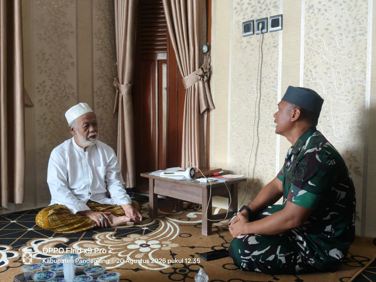Dandim 0601/Pandeglang Silaturahmi dengan KH. Abuya  Murtadlo  Cidahu, Perkuat Sinergi TNI dan Ulama