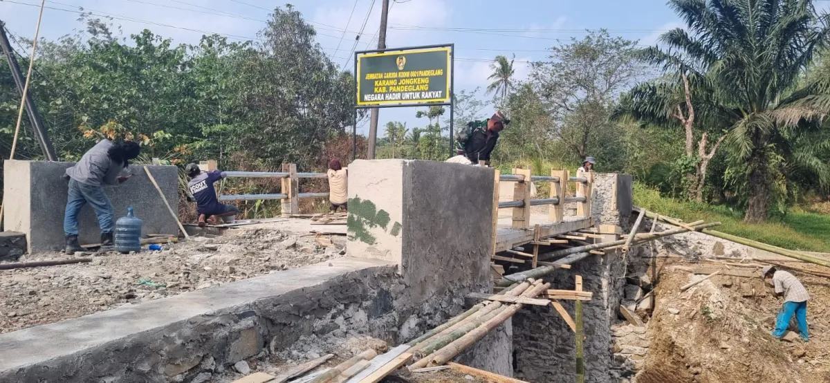 Jembatan Garuda Penghubung Rancaseneng-Sukasenang Pandeglang Resmi Dibangun: TNI dan Warga Gotong Royong Wujudkan Akses Aman