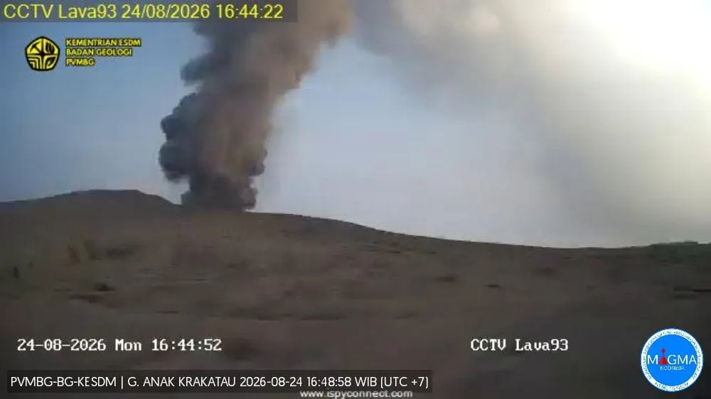 Gunung Anak Krakatau Erupsi 4 Kali, Status Siaga! PVMBG Peringatkan Radius Bahaya 3 Km