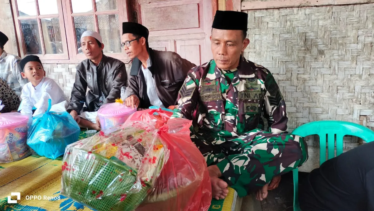 Peringatan Maulid Nabi Muhammad SAW 1448 H, Babinsa Koramil 0102/Cadasari Hadiri Kegiatan Keagamaan di Cidah