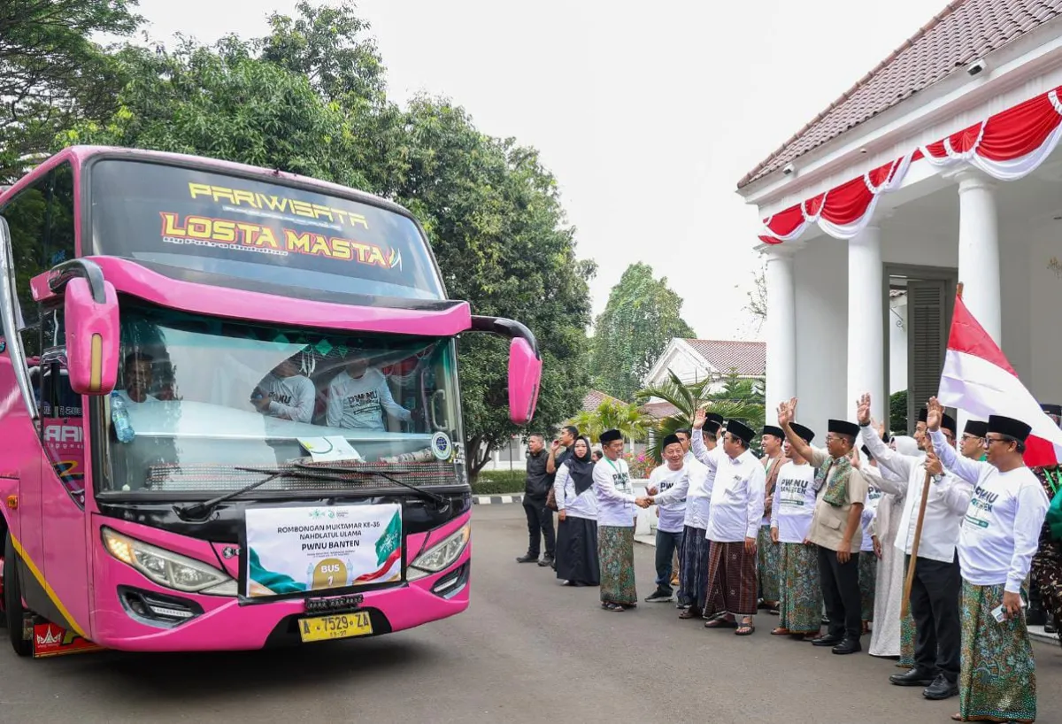Gubernur Andra Soni Lepas Delegasi PWNU Banten ke Muktamar Ke-35 di Jombang