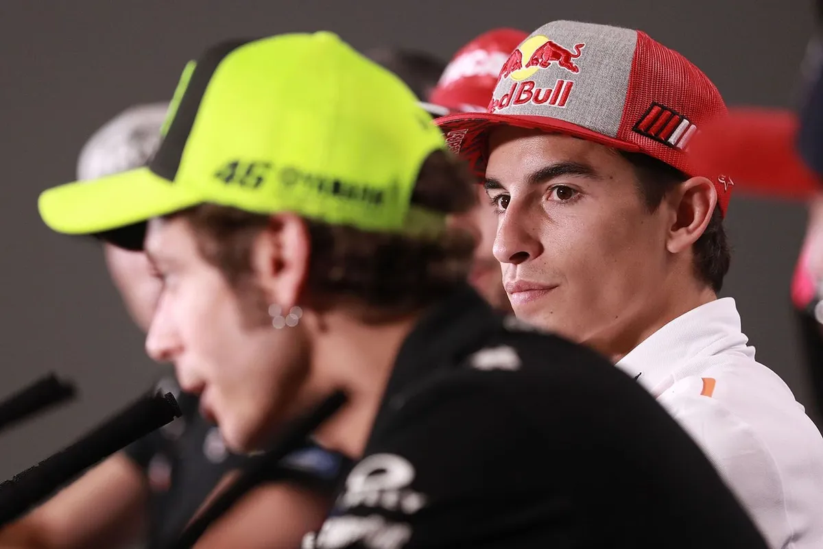 Marc Marquez Ogah Baca Buku Valentino Rossi Sebelum Pensiun