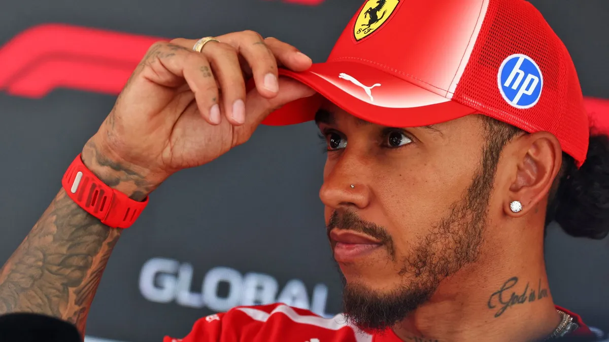 Hamilton Bantah Isu Pergantian Staf di Ferrari