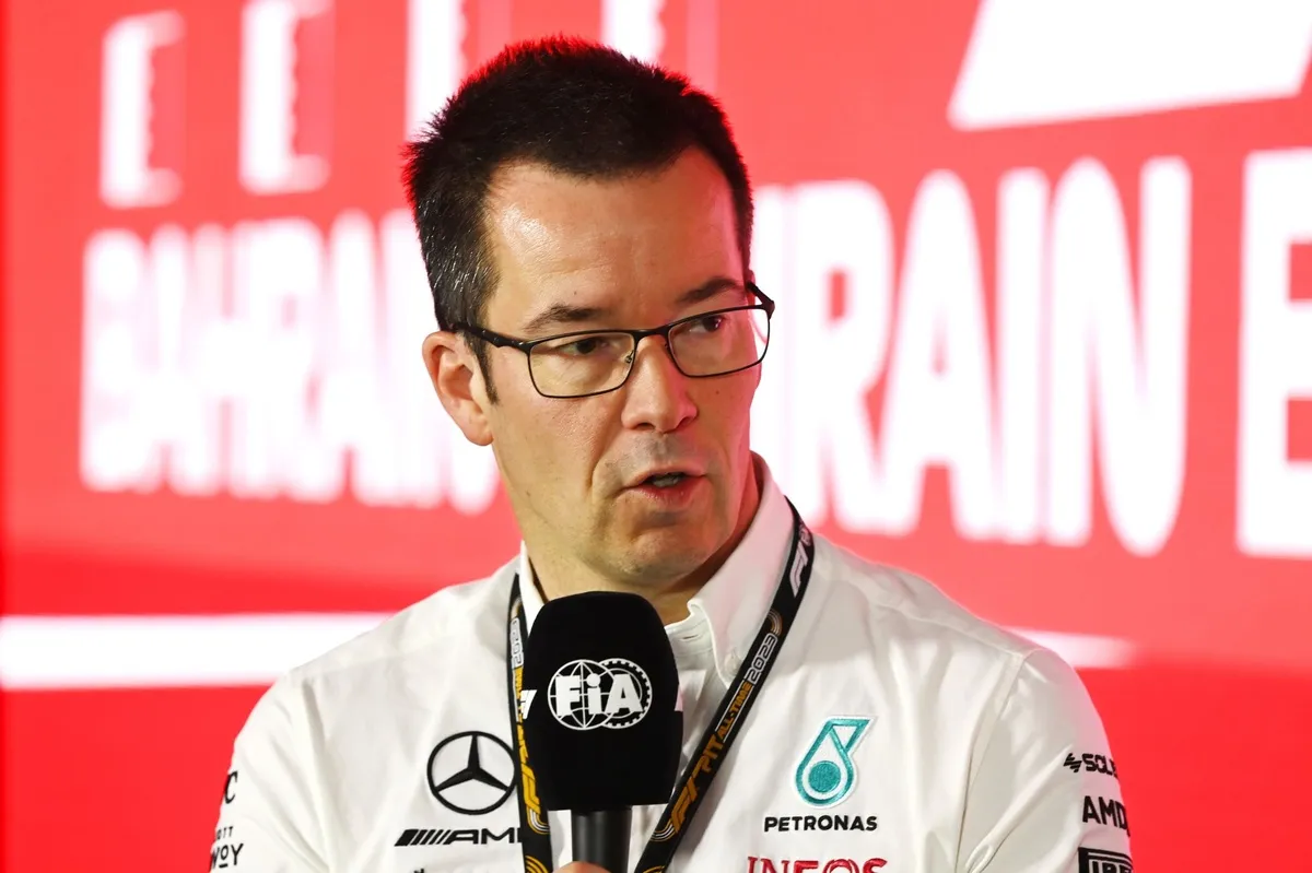 Alpine Rekrut Mike Elliott, Mantan Bos Teknis Mercedes