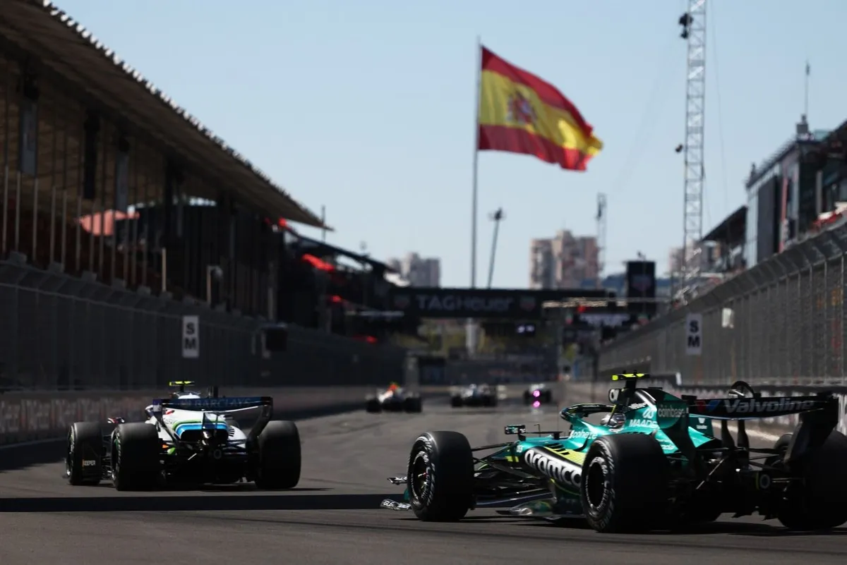 Sainz Tuding Alonso Provokasi Penalti di GP Spanyol