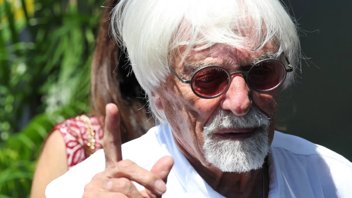 Bernie Ecclestone Ditangkap Bawa Senapan di Bandara Portugal