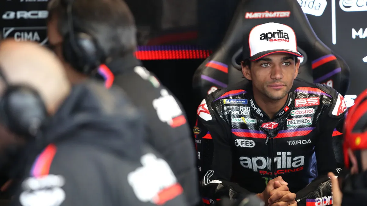 Jorge Martin Rebut Pole Austria MotoGP, Kalahkan Marquez 0,015s