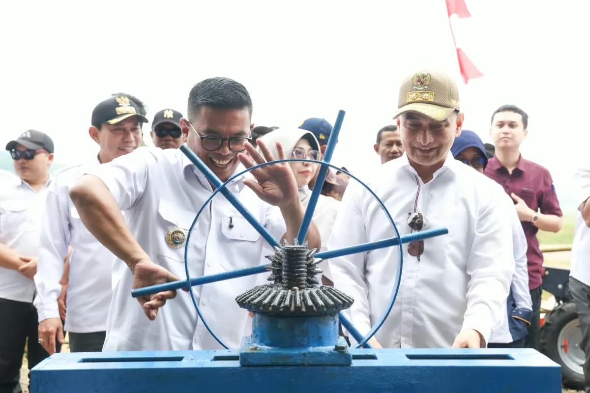 Gusur Kekeringan Sawah, Gubernur Banten Andra Soni Resmikan Tujuh Daerah Irigasi demi Dongkrak Swasembada Pangan