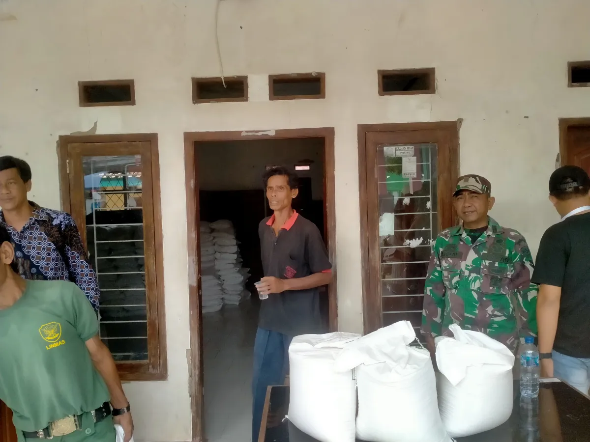 669 KPM di Desa Surianeun Sumringah, Terima Bantuan 30 Kg Beras Alokasi Tiga Bulan