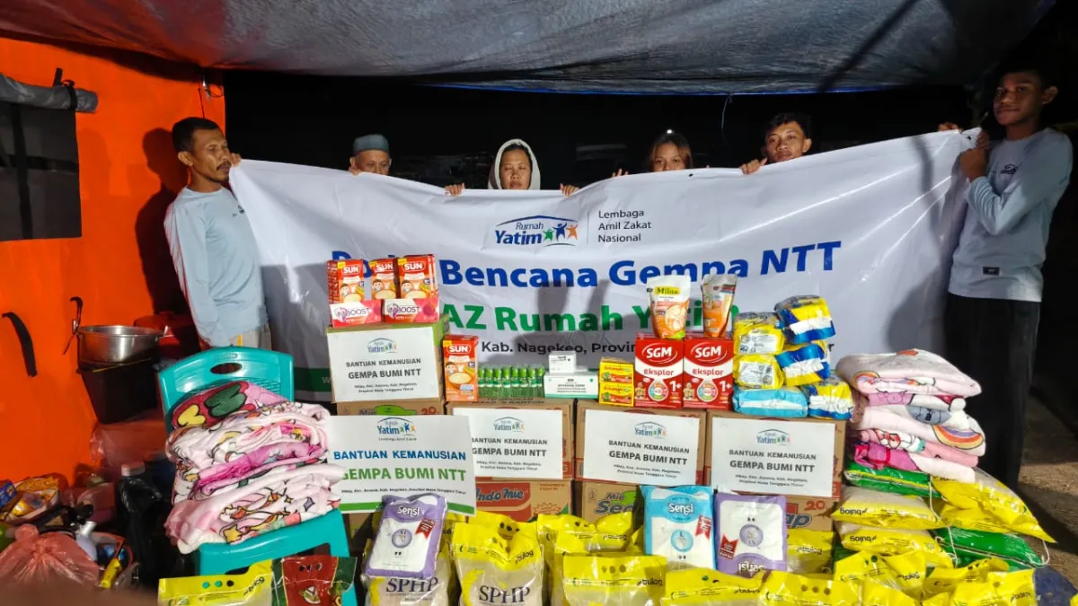 Rumah Yatim Salurkan 2.937 Bantuan untuk 7.000 Pengungsi Bencana di Nagekeo NTT