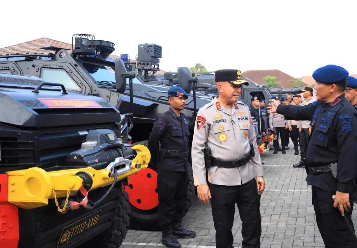 Siaga Hadapi Dinamika Kamtibmas September, Kapolda Banten Pimpin Apel Gelar Peralatan Brimob