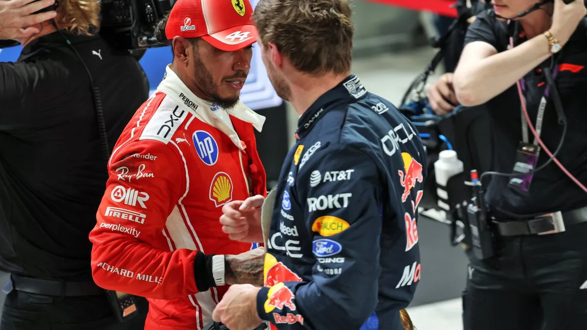 Starting Grid F1 GP Singapura: Verstappen Pole, Russell Kena Penalti