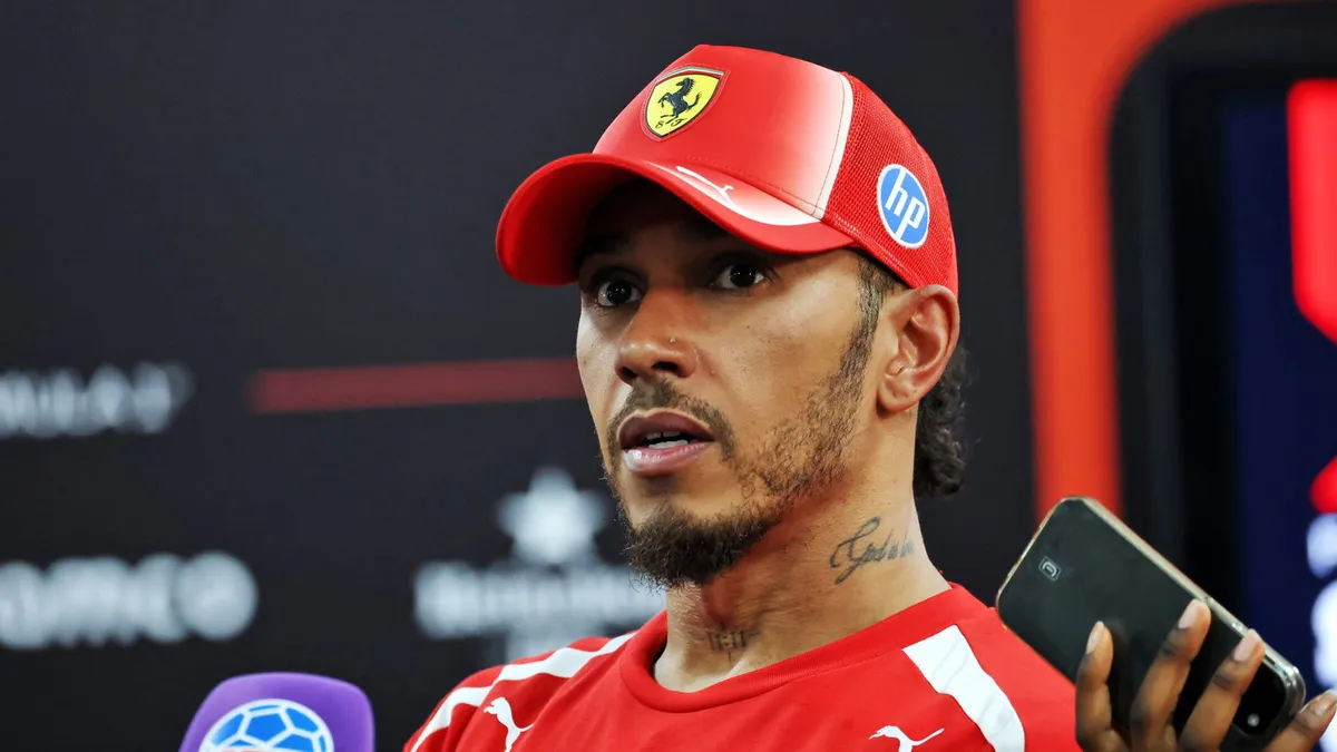 Hamilton Menyesal, Perubahan Setup Buat Gagal Rebut Pole F1 GP Singapura