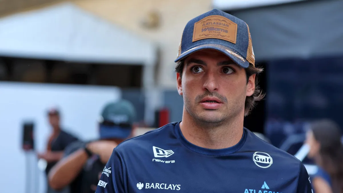 Carlos Sainz Ragu F1 2026 Rampung di Timur Tengah Akibat Konflik