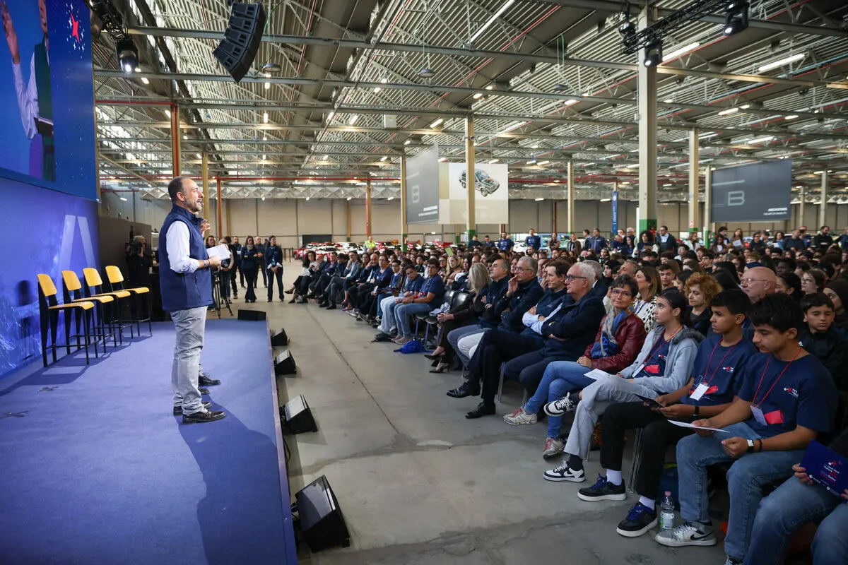 Stellantis Gelar Future Days 2026, Gaet 700 Pelajar di Torino