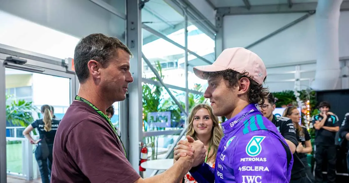 Eks-Astronot NASA Reid Wiseman Resmi Jadi Duta Mercedes F1