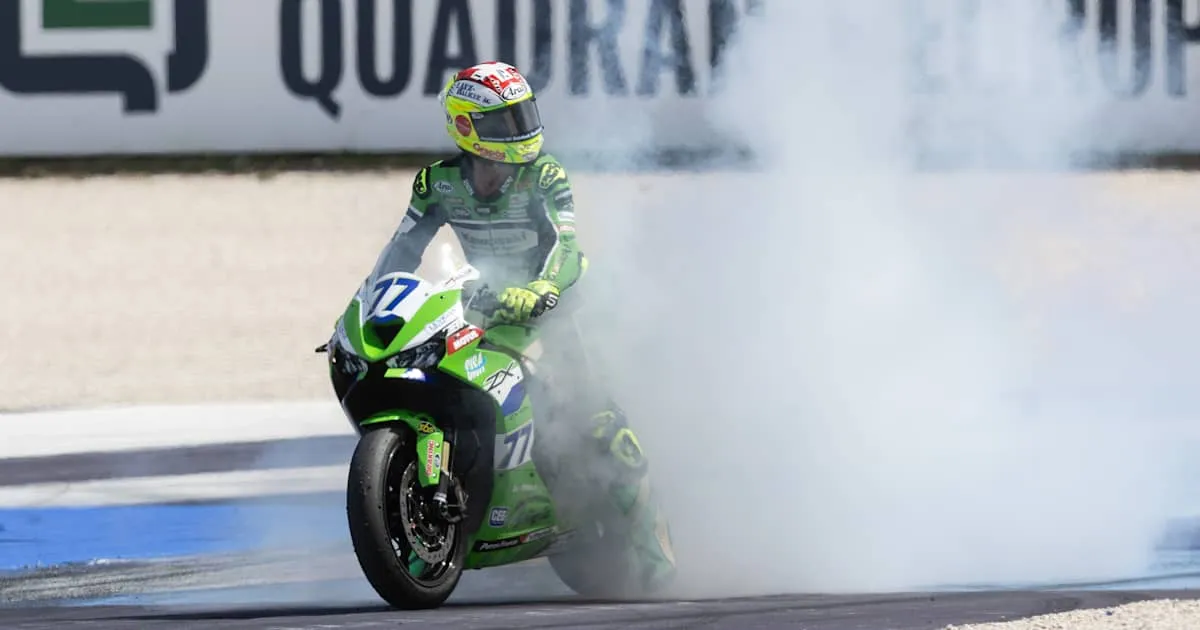 Kawasaki Kuasai Jerez Lewat Bendera Merah, Aegerter Pamer Podium